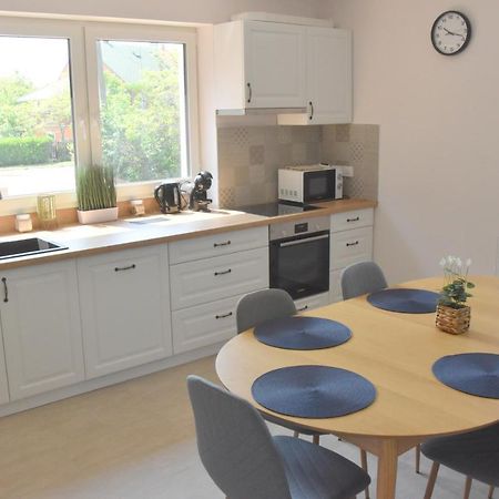 Voeroesko Apartmanhaz Balatonalmádi Exteriör bild