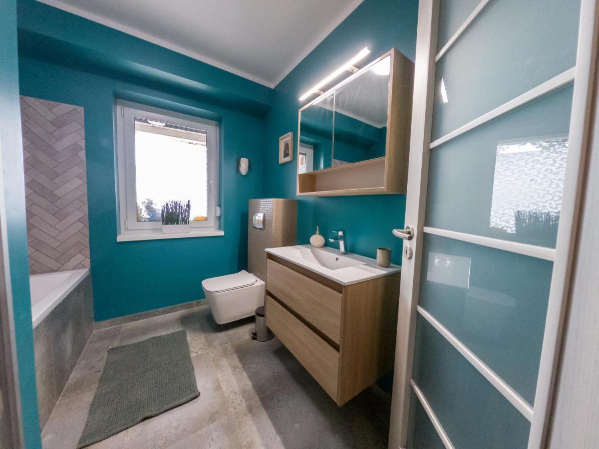 Voeroesko Apartmanhaz Balatonalmádi Exteriör bild